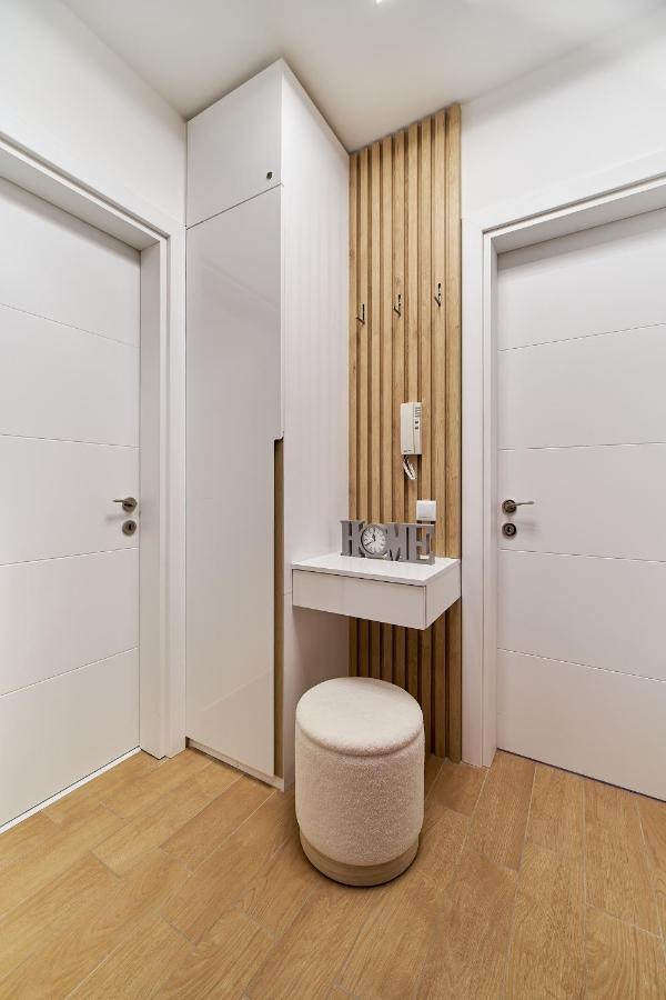 Mediterranea Complex - Luxury Apartment With Sea & Pool View! Varna Exterior foto